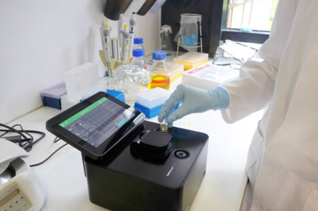 implen german laboratory3 implen nanophotometer spectrophotometer nanodrop alternative implen, nanophotometer, spectrophotometer, nanodrop alternative, nano drop, implen-german-laboratory